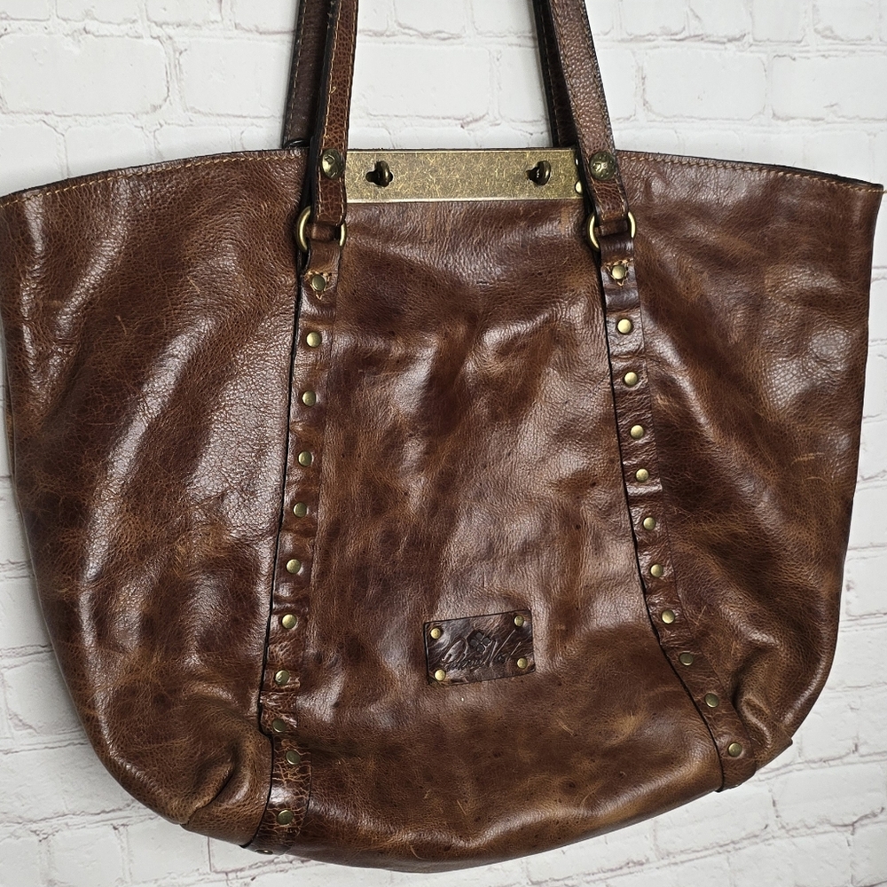 Patricia Nash Benvenuto Tote Distressed Brown Leather Bag Purse Brass Detail